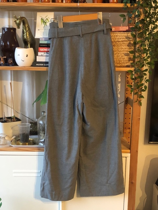 H & M THREAD TIE WAIST SNOW WASH KHAKI FRENCH TERRY WIDE LEG PANTS - Picture 2 of 8